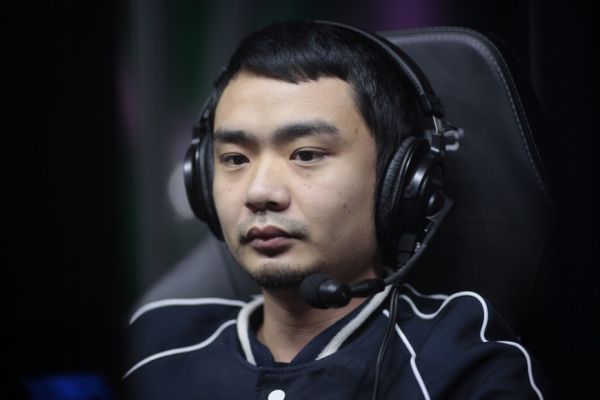 LGD. xiao8 na čínskej datovania show s anglickými titulkami